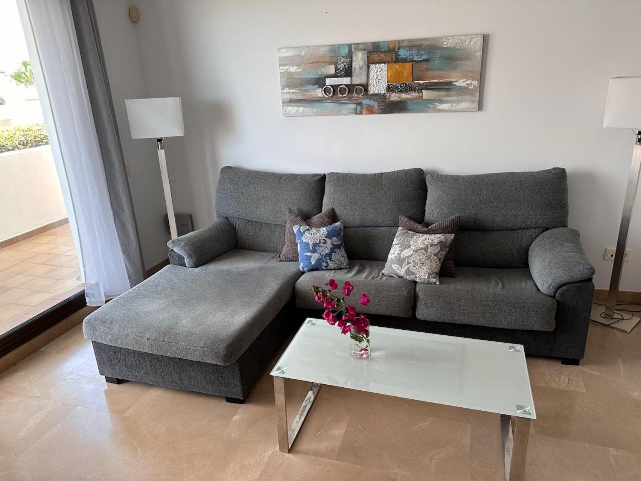 Quiet Family Apartment, 4 Pools, Close To The Beach And Golf, La Marina Alcaidesa 9 02 Buitenkant foto