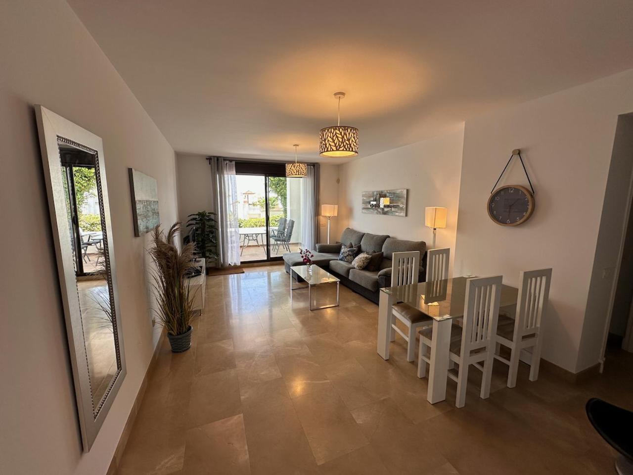 Quiet Family Apartment, 4 Pools, Close To The Beach And Golf, La Marina Alcaidesa 9 02 Buitenkant foto